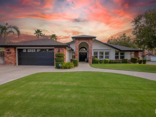 7409 Live Oak Way, Bakersfield, CA 93308