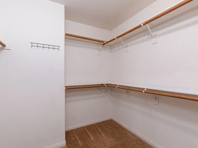 3078 Lenoir St — Photo 37