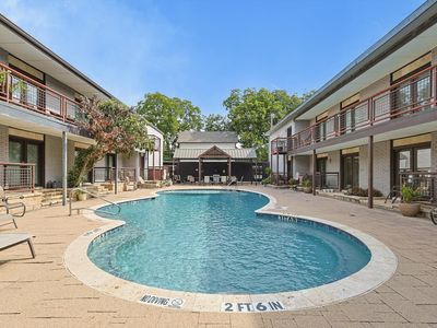 2722 Knight St #421G, Dallas, TX, 75219