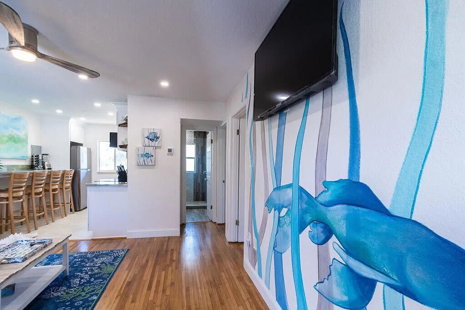 2 bed, 1.0 bath, $3,438 — Photo 4