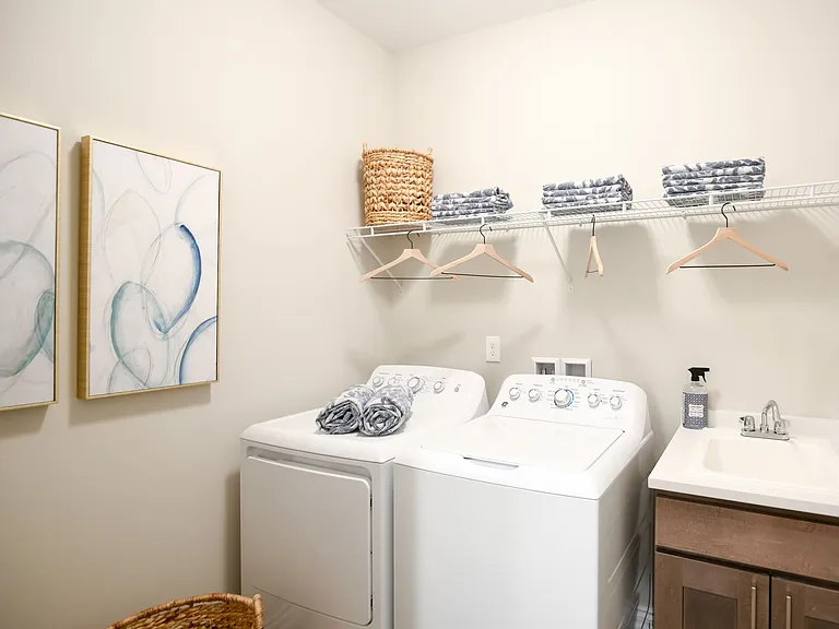 Encore at Deerhill Villas — Photo 9