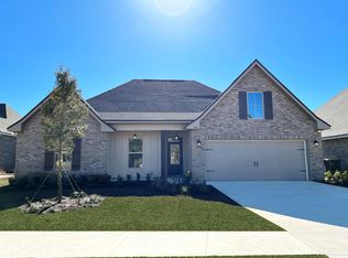 186 Blaze Blvd, Freeport, FL 32439