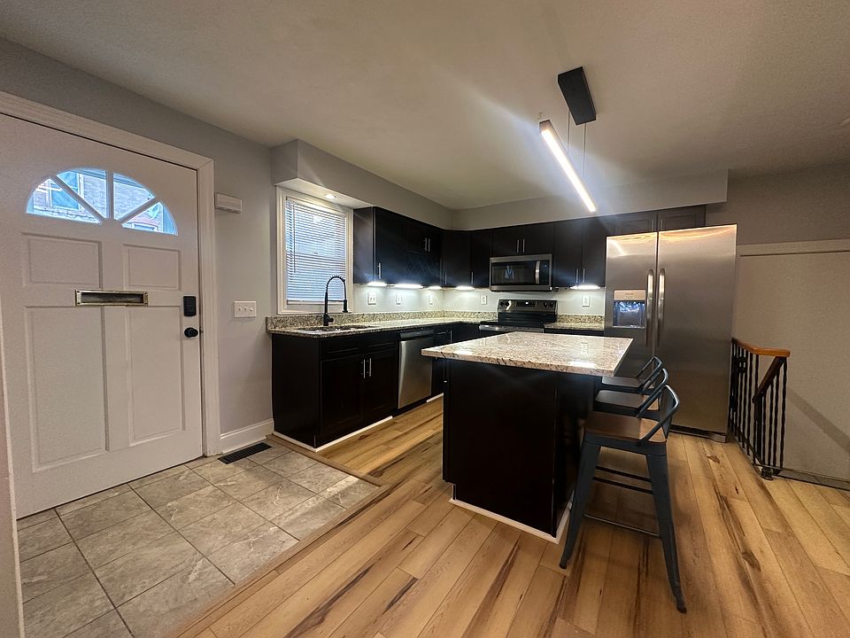 1st image of 308 1/2 Hawley Ave