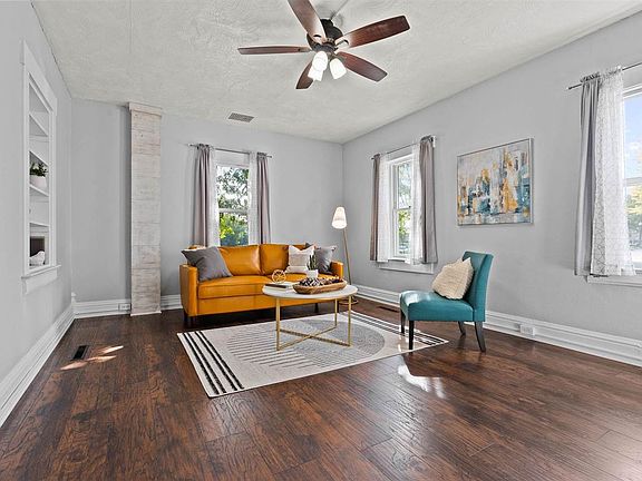 4th image of 138 W Lakeview St