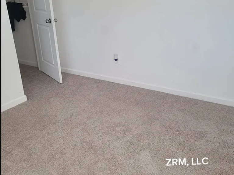 315 Crestfield Cir — Photo 14