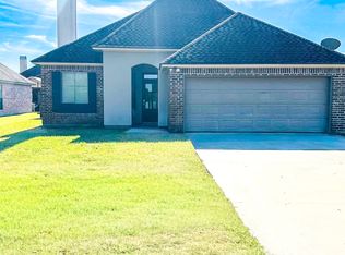 201 Forest Creek Dr, Scott, LA 70583