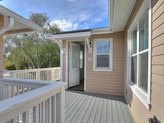 2nd image of 322 Micheltorena St #D