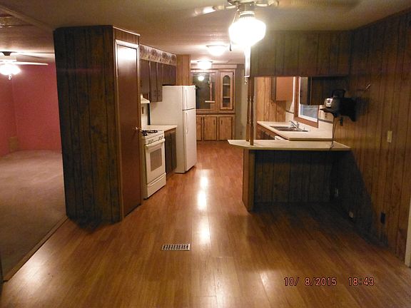 4th image of 13950 Pine Island Dr NE