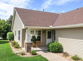 74 Crown Pointe Curv, Hudson, WI 54016