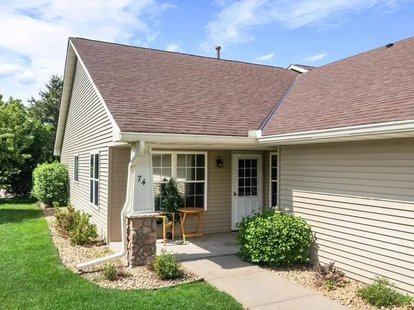 74 Crown Pointe Curv, Hudson, WI 54016