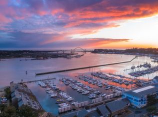 890 SE Bay Blvd #115, Newport, OR 97365