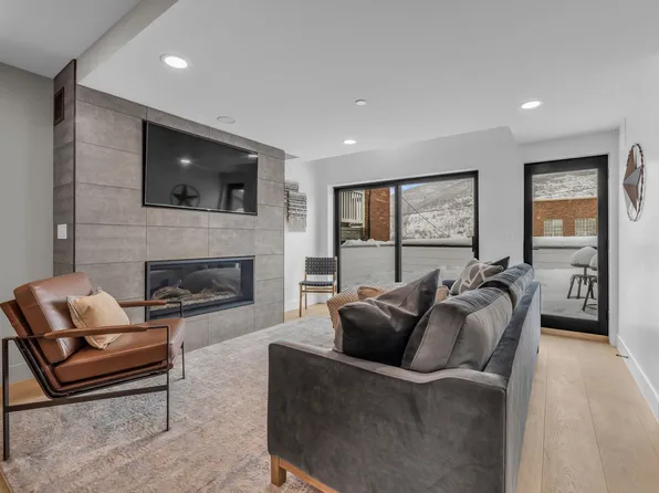 1215 Norfolk Ave, Park City, UT 84060