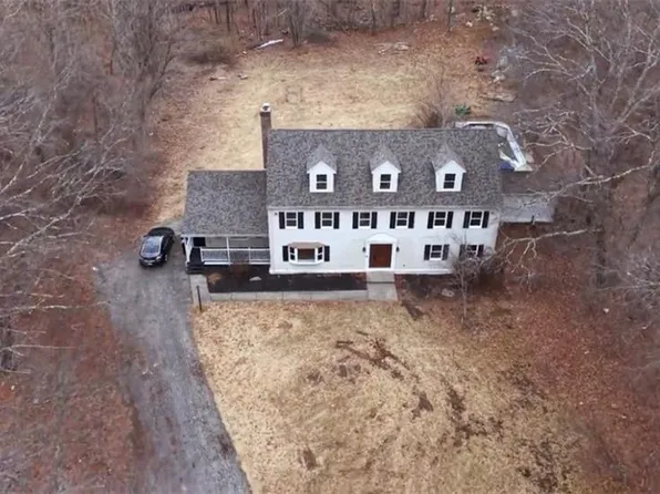 635 Iron Mine Hill Rd, North Smithfield, RI 02896