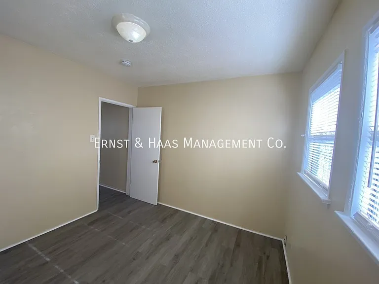13812 S Avalon Blvd #B — Photo 10