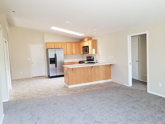 4th image of 7804 Savary Dr