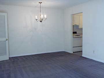 3rd image of 2255 Saint Charles Ave APT 304