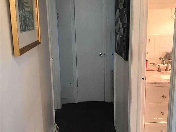 4th image of 523 Hallett Ave