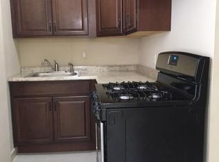 172 Mill St #B, Poughkeepsie, NY 12601