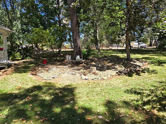 2nd image of 10275 Owl Rd