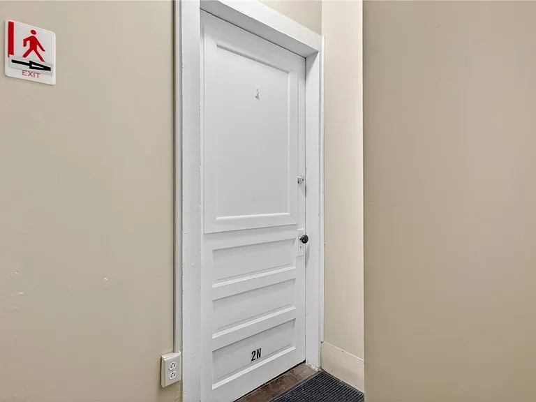 607 N Cayuga St #2N — Photo 17