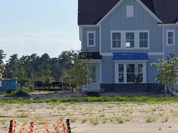 124 Shoemaker St, Summerville, SC 29486