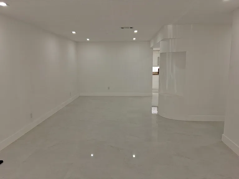 12253 SW 82nd Ave — Photo 22