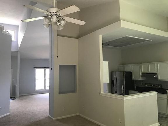 5th image of 417 Broadbend Cir