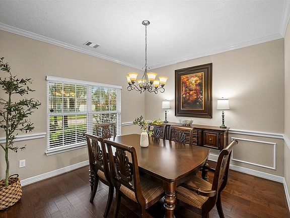 4th image of 21922 Field Green Dr