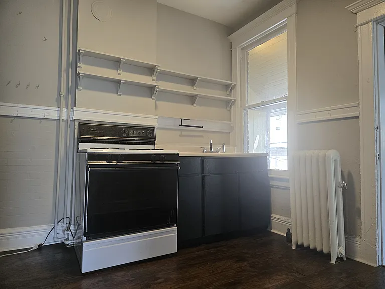325 E 12th Ave #2 — Photo 12