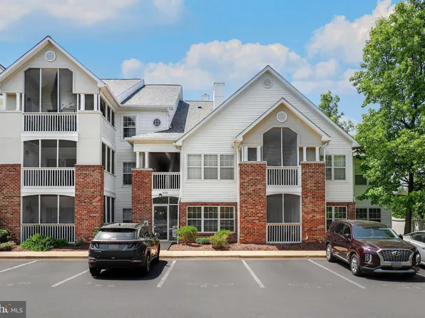 6702 Lake Park Dr #1H, Greenbelt, MD 20770
