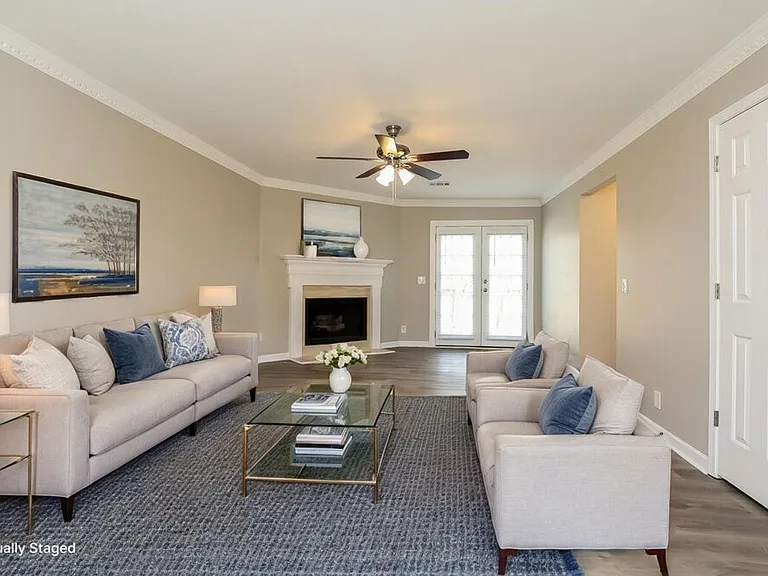 812 Dresden Ct — Photo 4