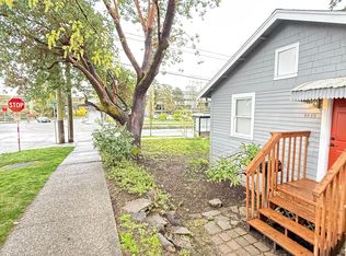 9559 College Way N, Seattle, WA 98103
