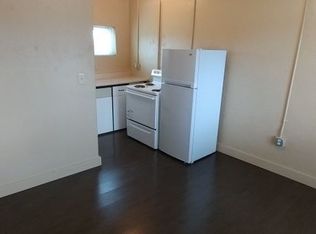 19107 Highway 99e APT 2, Hubbard, OR 97032