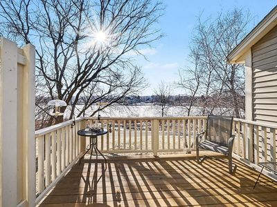 1467 Summit Shrs E, Burnsville, MN, 55306
