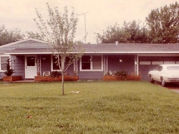 2nd image of 321 20th Ave N