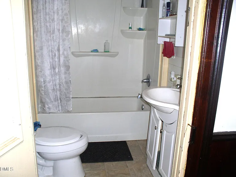 332 Rowland St — Photo 20