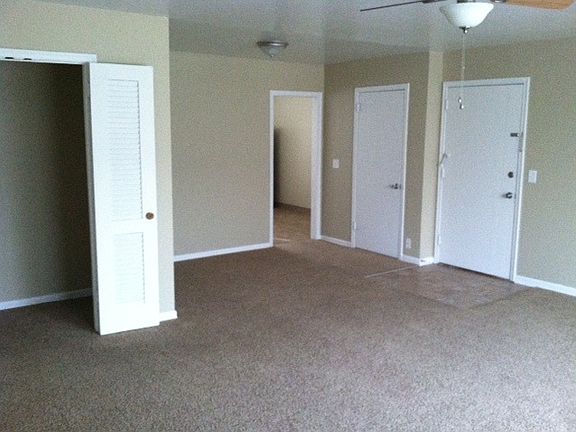 4th image of 1407 Marbee Dr APT 5