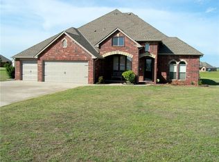 14760 Karly Ln, Yukon, OK 73099