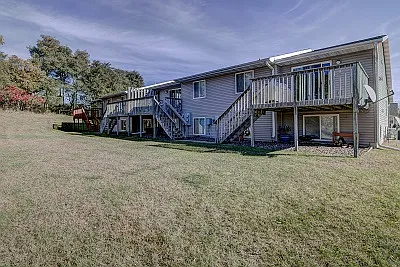 1120 Weather Ridge Rd — Photo 1