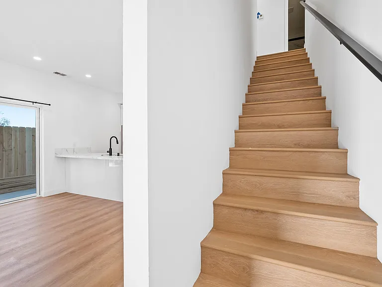 5247 Rincon St — Photo 22