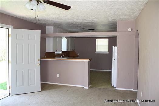2nd image of 1302 NW Taylor Ave