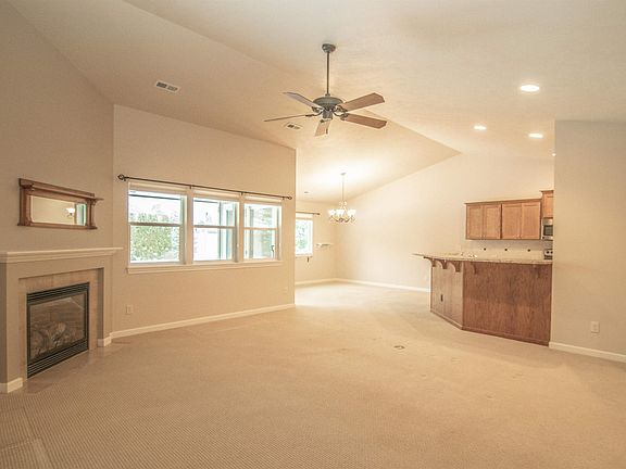 5th image of 2219 E 51st Ln