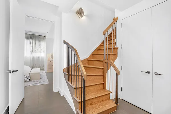 Rented by Landmark Property Holdings LLC | media 10