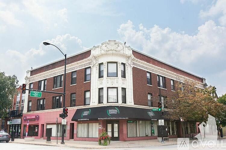 1st image of 3056 N Greenview Ave #3058-2