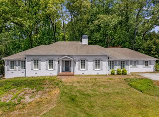 925 W Paces Ferry Rd NW, Atlanta, GA 30327