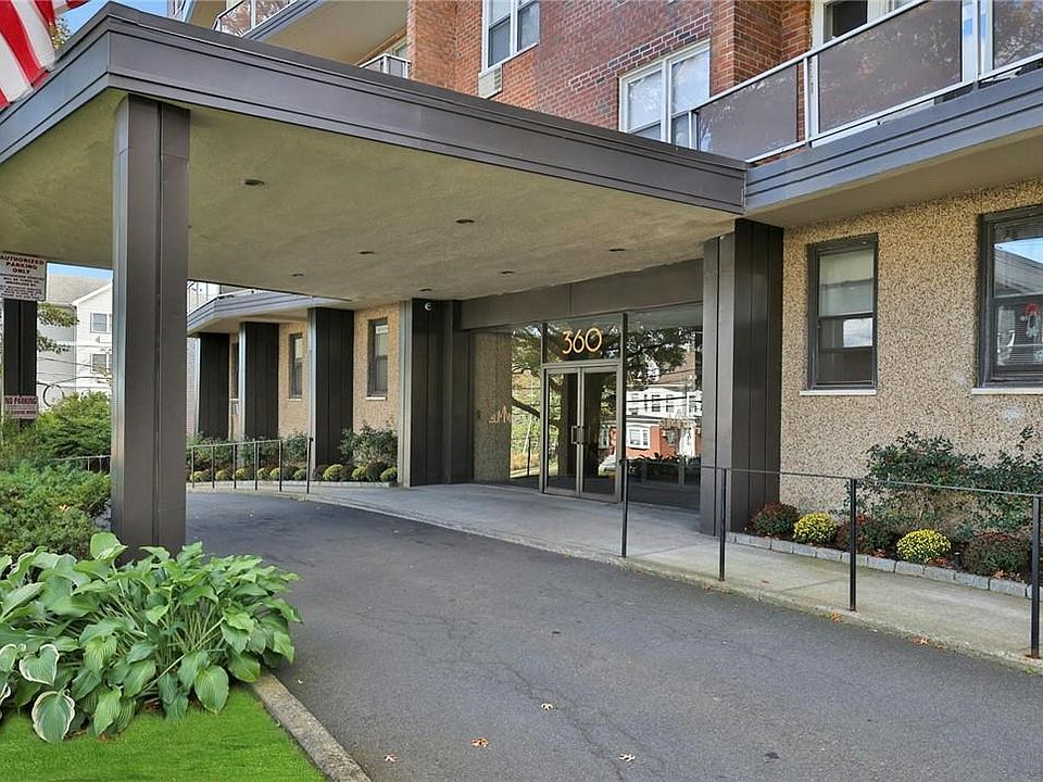 1st image of 360 Westchester Avenue #608