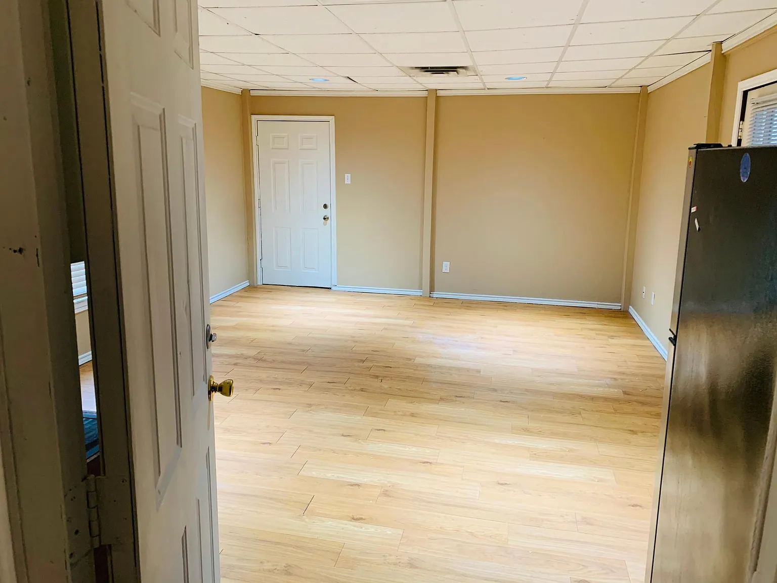 1 bed, 450 sqft, $1,250 — Photo 1