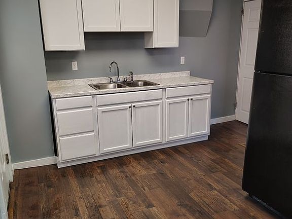 2nd image of 20 Averill St APT 1