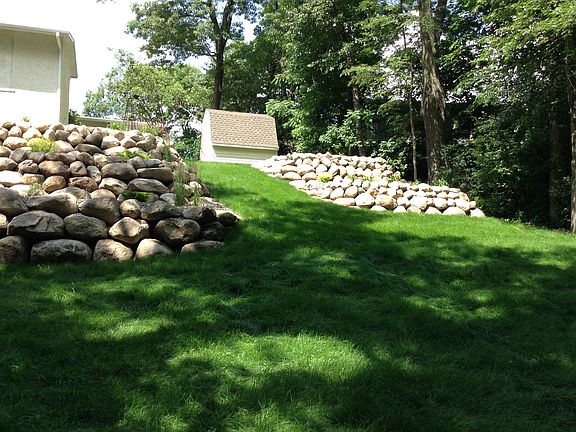 4th image of 1718 Deerwood Dr