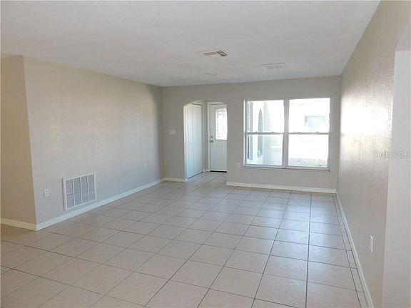 4th image of 9642 Richwood Ln